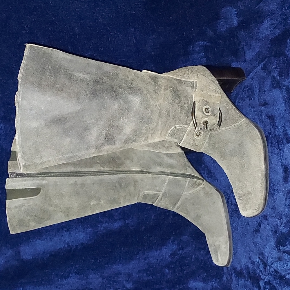 Bryce women's heeled boot.